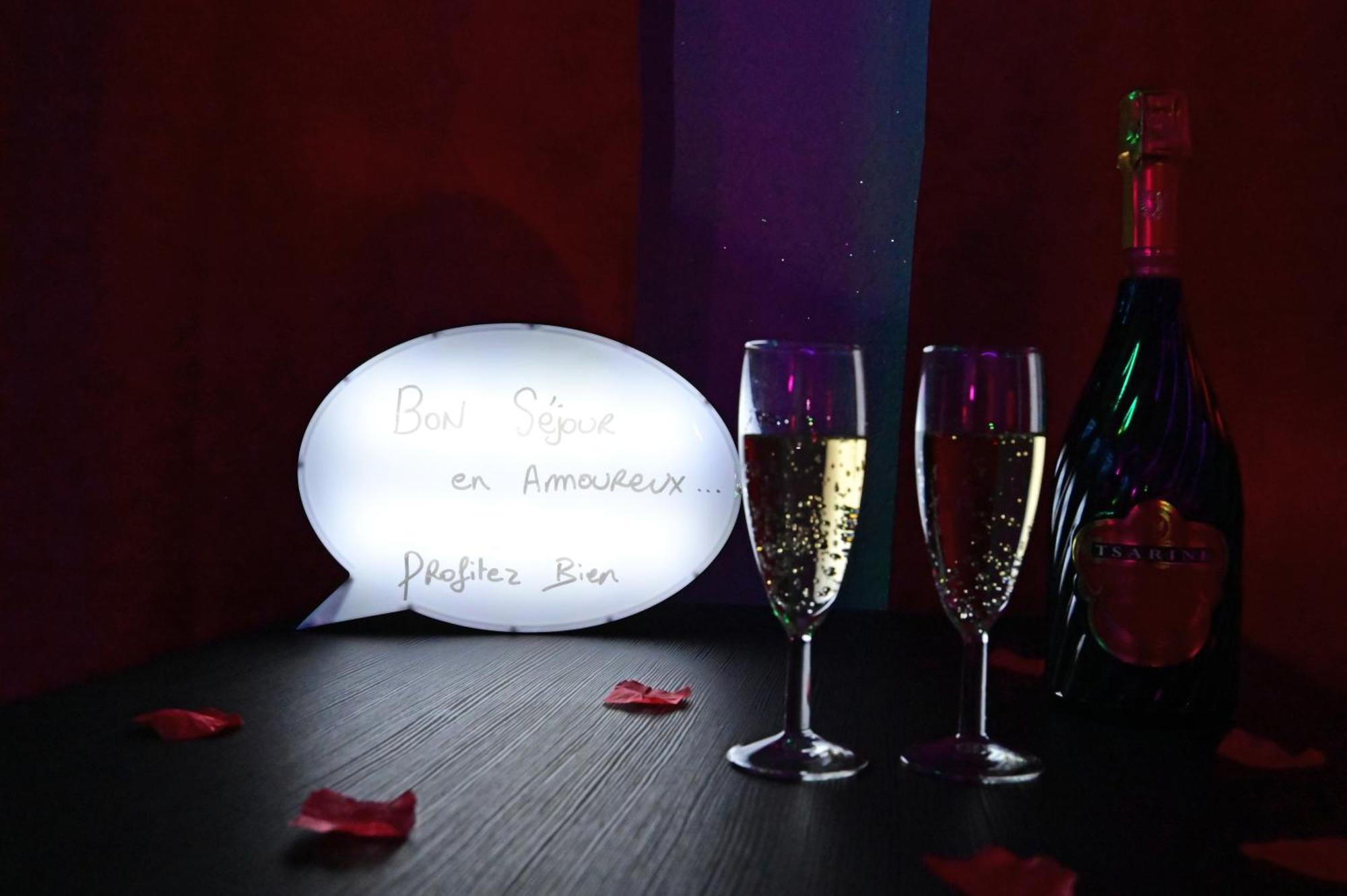 Love Room A Deux Pas De L'Ocean Avec Hammam, Sauna Et Bain A 2 :-) Biscarrosse Εξωτερικό φωτογραφία
